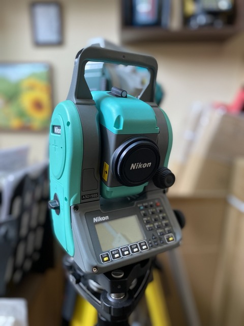 nikon-nivo-5m